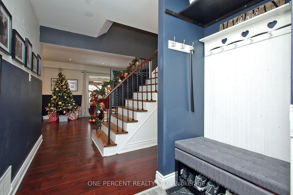 Photo of 85 Ashford Court, Brampton, ON L6V 3E2 (MLS # W12615246)