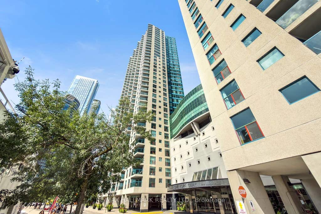 Photo of 77 Harbour Square #504, Toronto, ON M5J 2S2 (MLS # C13676014)
