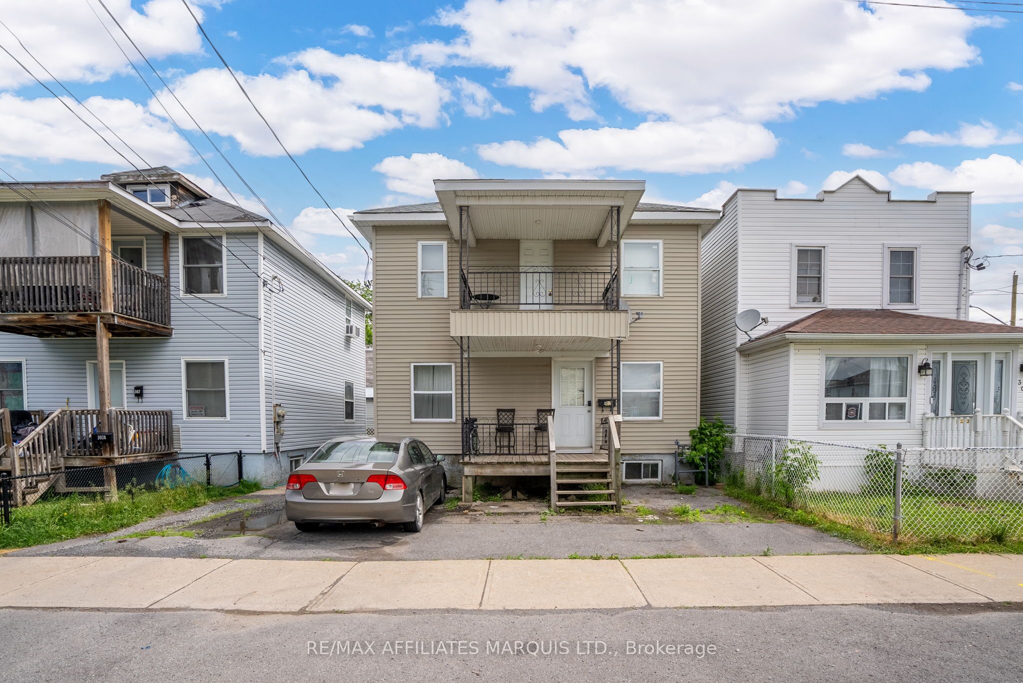 Photo 1 of 22 — 303 Guy Street, Cornwall, ON K6H 4V3