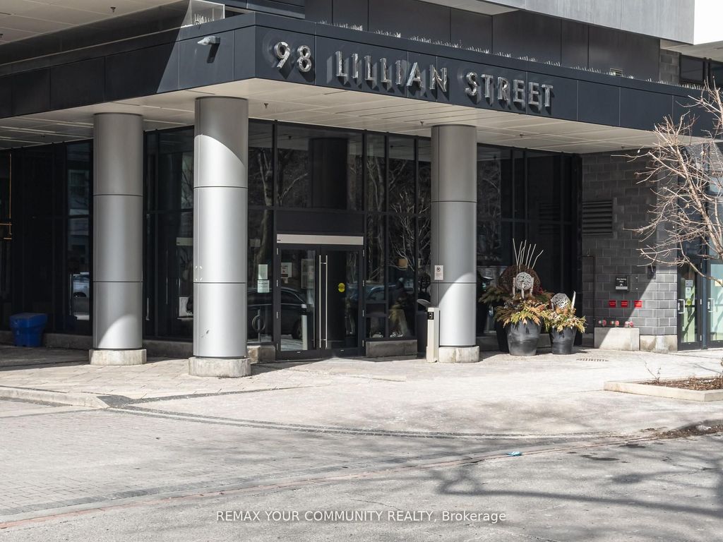 Photo of 98 Lillian Street #724, Toronto, ON M4P 2Y3 (MLS # C13184320)