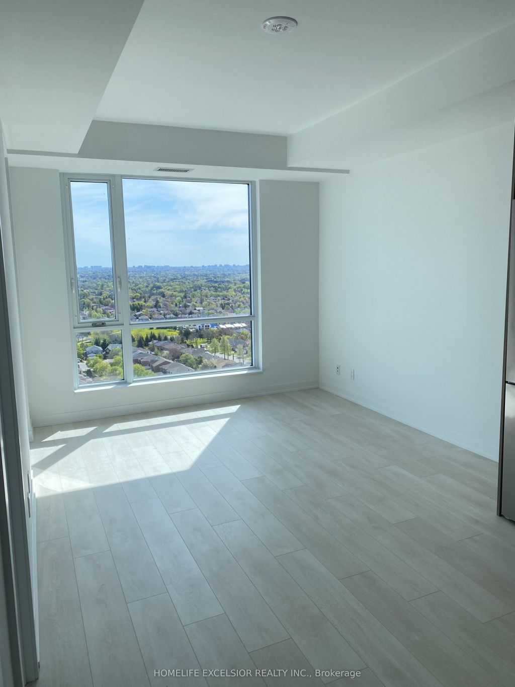 Photo of 7950 Bathurst Street #B-2305, Vaughan, ON L4J 0L4 (MLS # N12569624)