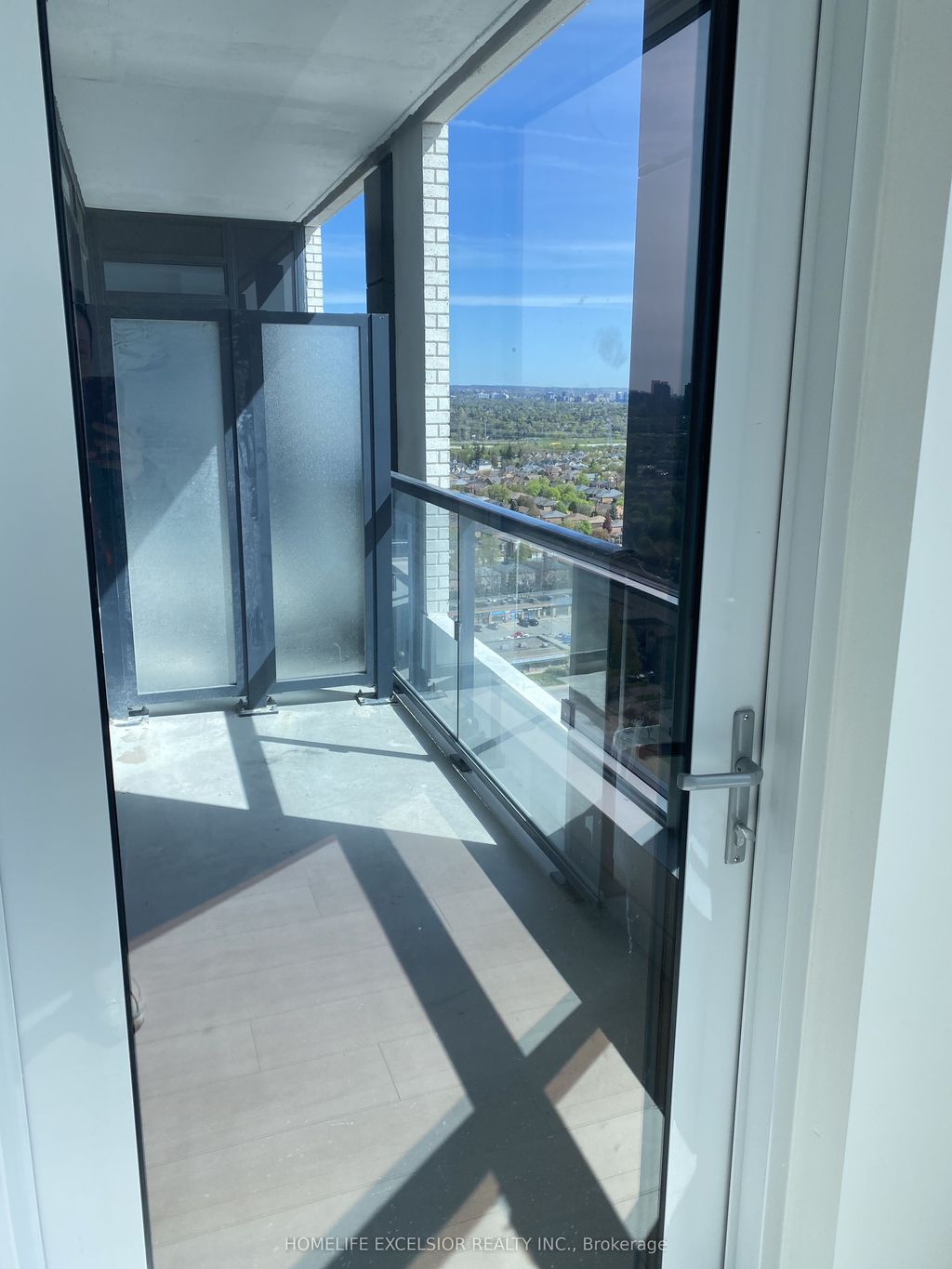 Photo of 7950 Bathurst Street #B-2305, Vaughan, ON L4J 0L4 (MLS # N12569624)