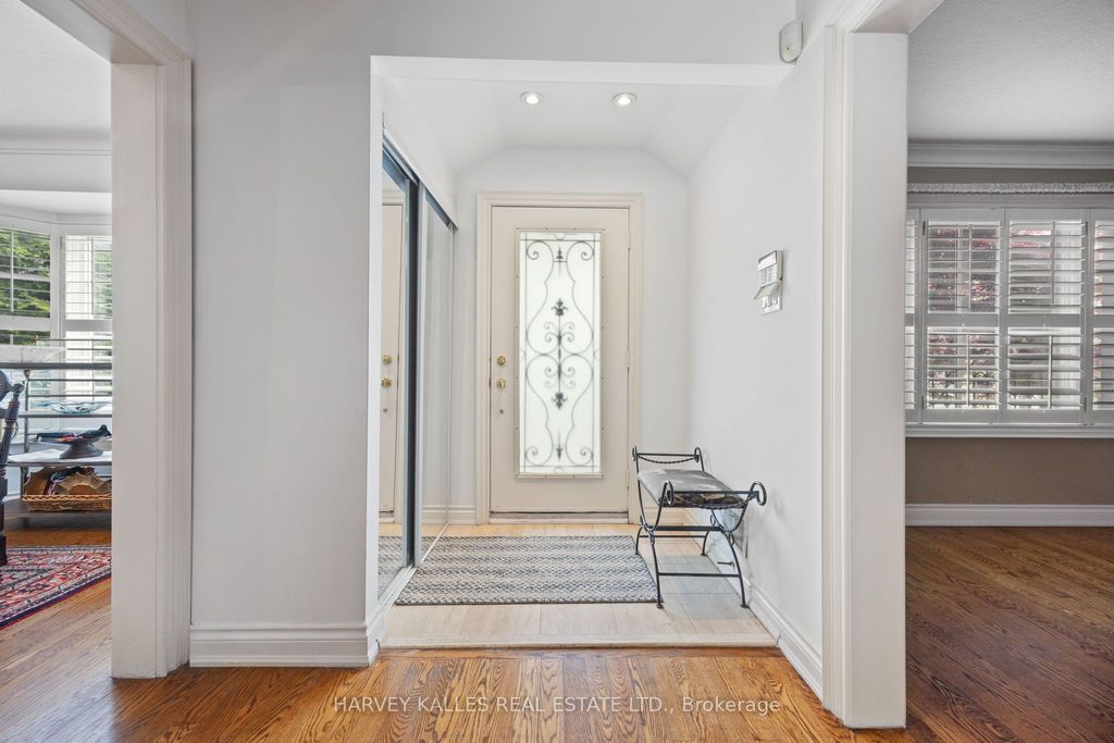 Photo of 26 Forest Ridge Drive, Toronto, ON M6B 1H3 (MLS # C12438515)