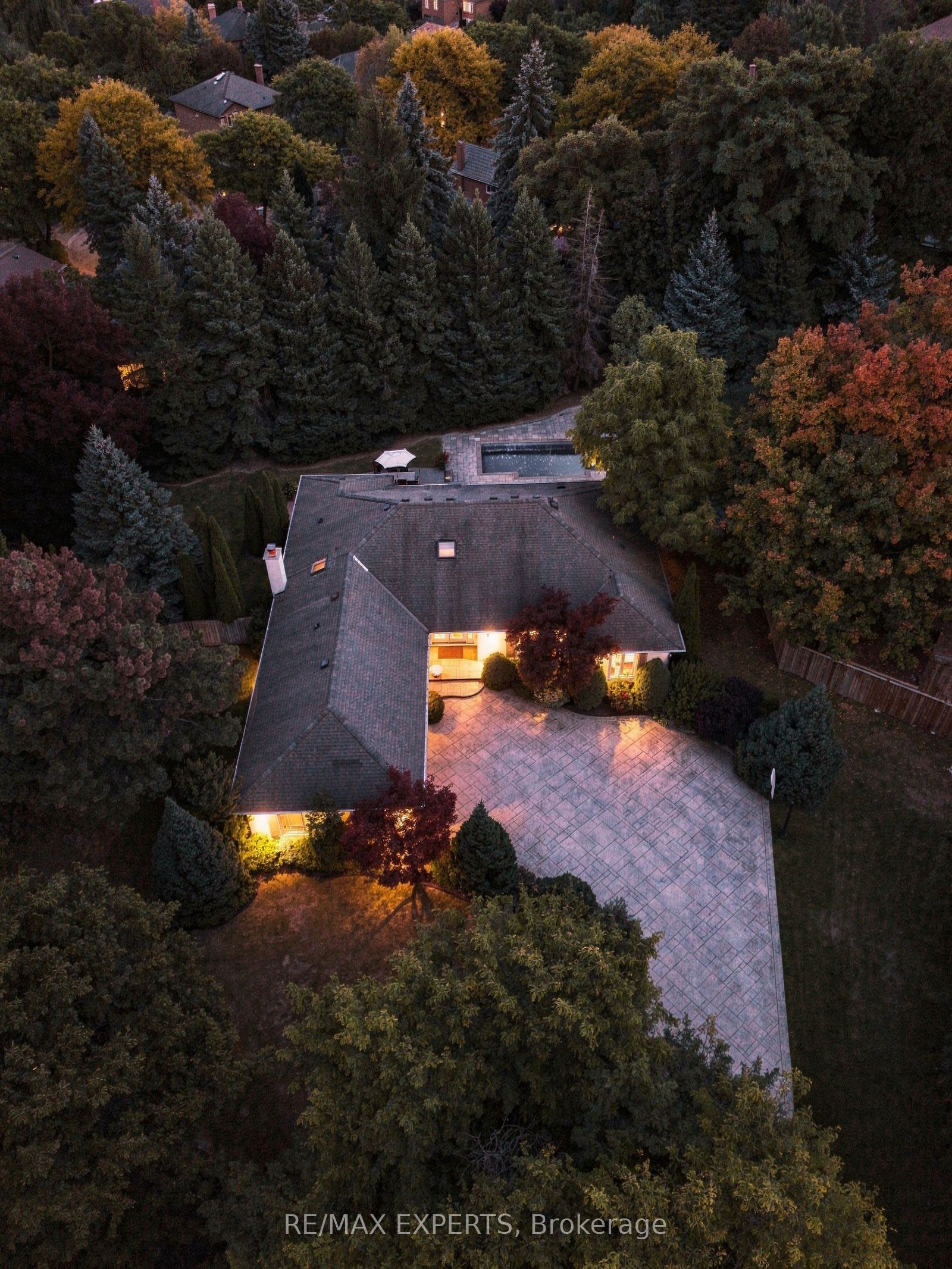 8 Fendley Court
