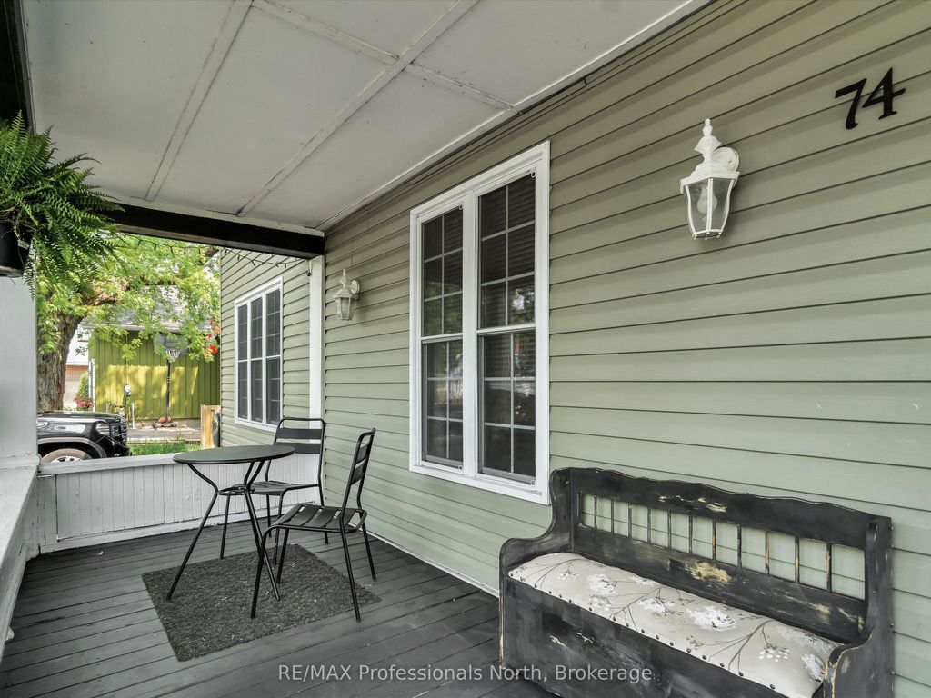 Photo of 74 Taylor Road, Bracebridge, ON P1L 1J2 (MLS # X12457901)