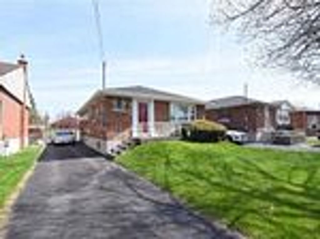 Photo of 27 Welbourn Drive, Hamilton, ON L9A 3N1 (MLS # X13073514)