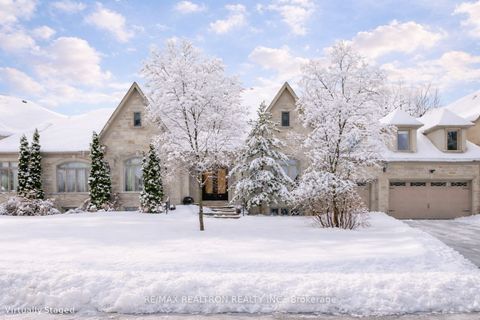 5 Long Hill Drive Richmond Hill ON L4E 3M5