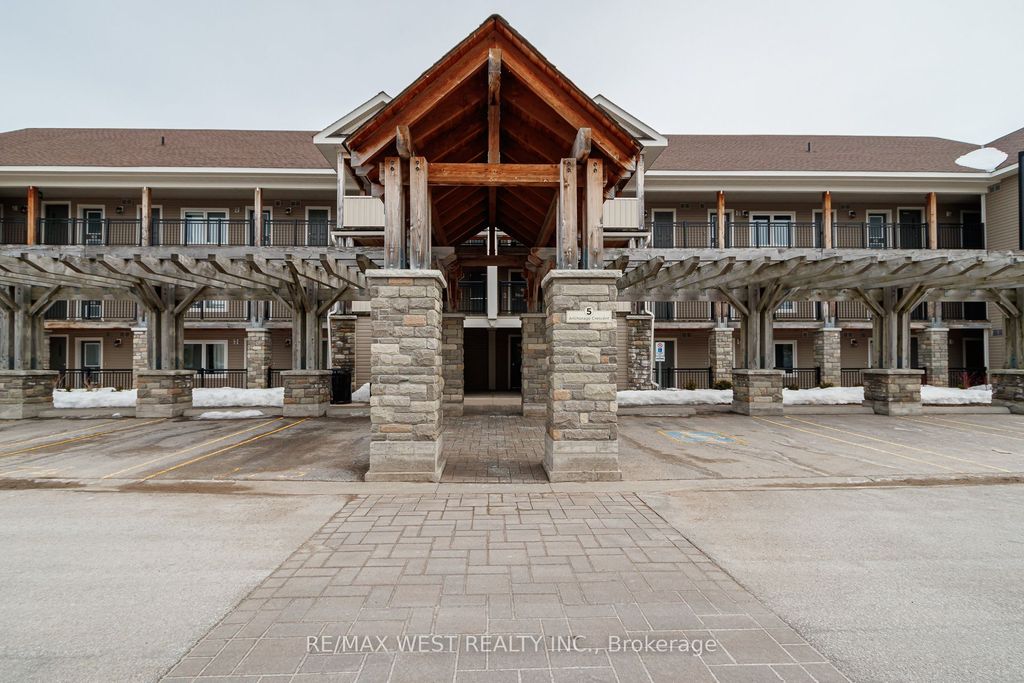 Photo of 5 ANCHORAGE Crescent #107, Collingwood, ON L9Y 0Y6 (MLS # S12858768)