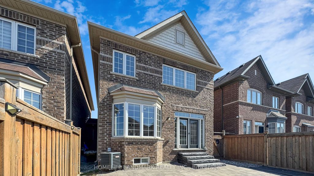 Photo of 116 Pelee Avenue, Vaughan, ON L4H 3Z2 (MLS # N12594924)