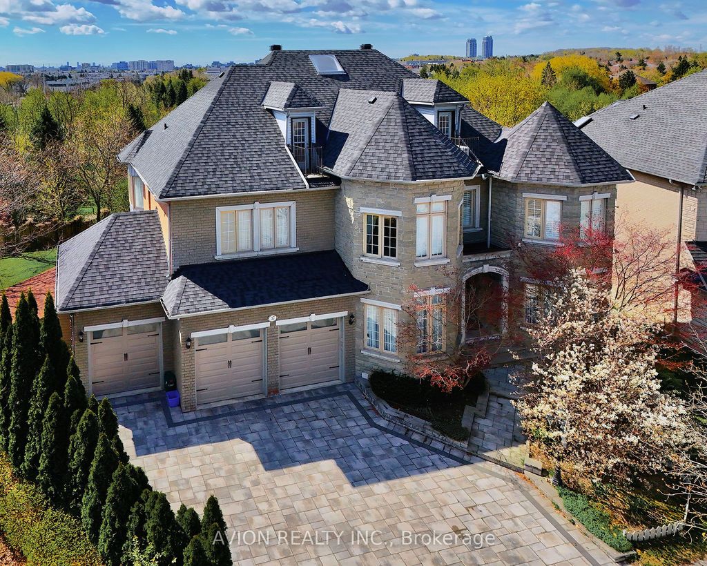 Photo of 37 Frybrook Crescent, Richmond Hill, ON L4B 4B9 (MLS # N13153058)