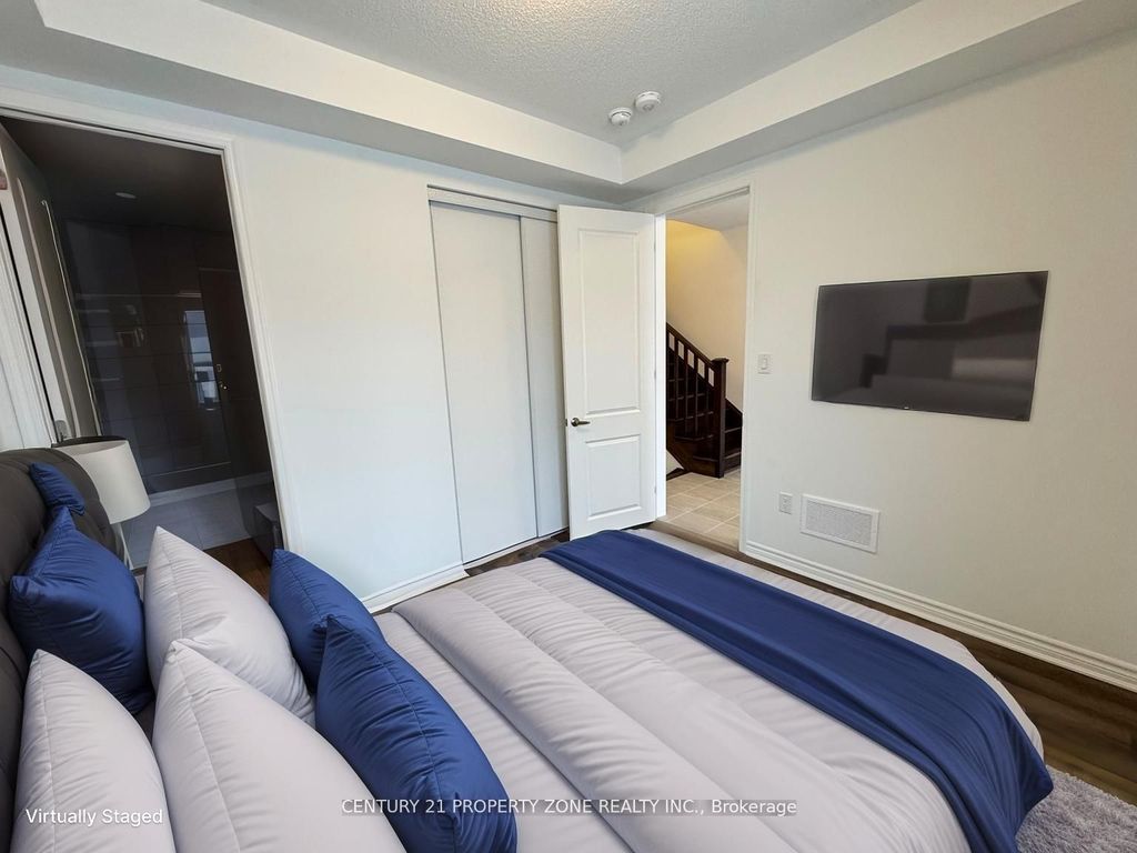 Photo of 6 Bellasera Way, Caledon, ON L7C 1Z9 (MLS # W12588772)