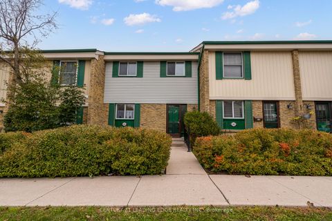 2779 GANANOQUE Drive 93 Mississauga ON L5N 2E4