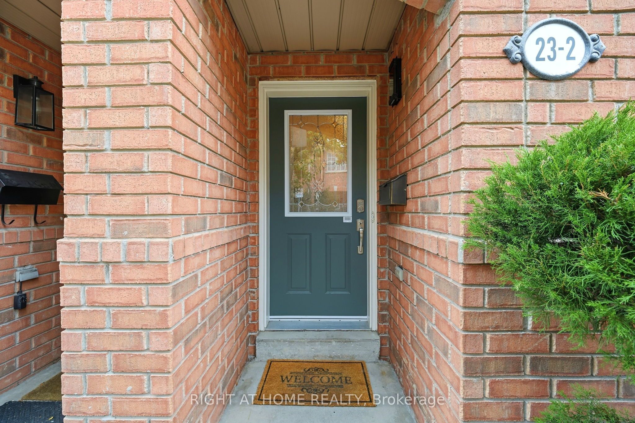 23 WEST DEANE PARK Drive 2