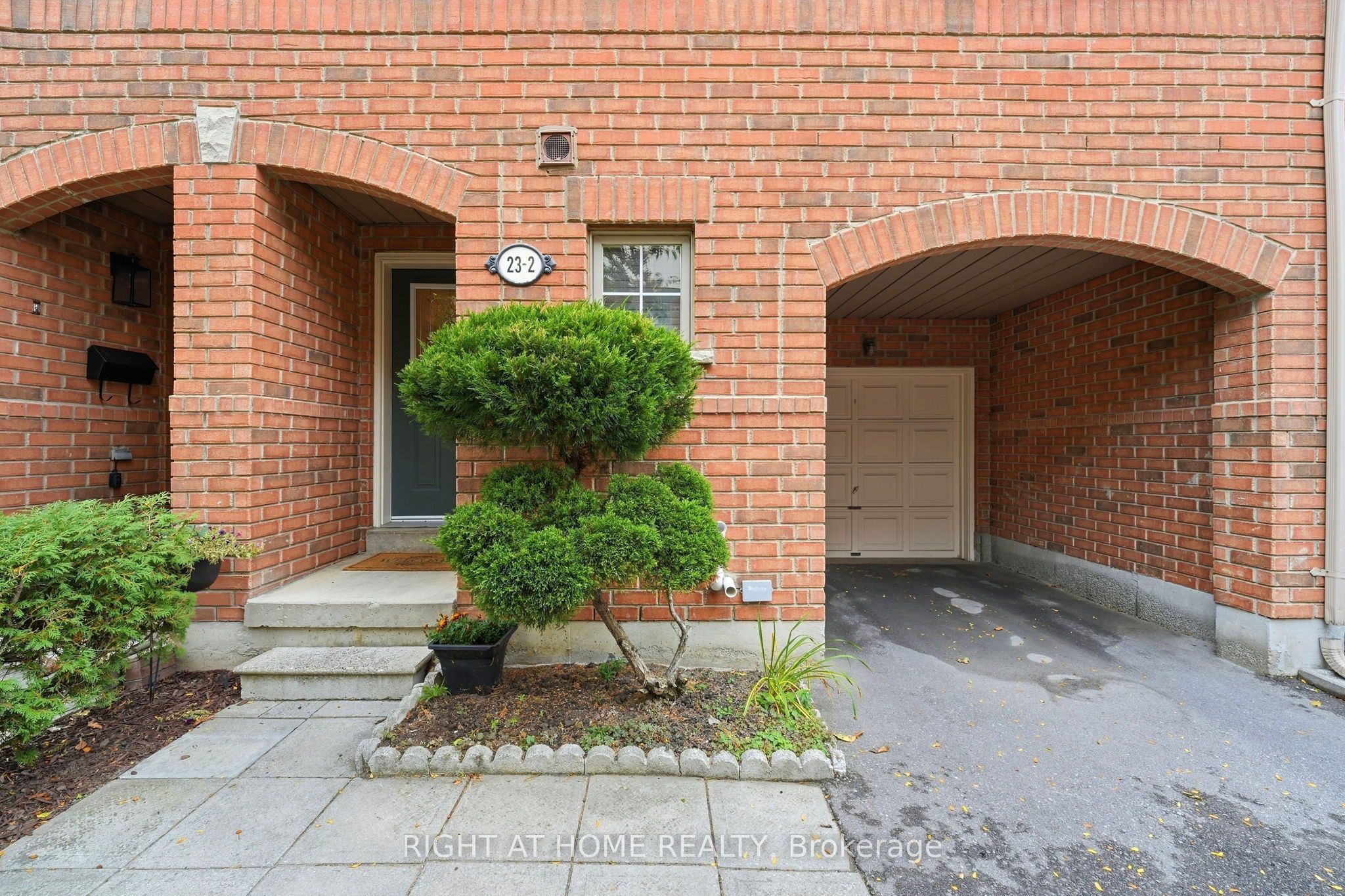 23 WEST DEANE PARK Drive 2