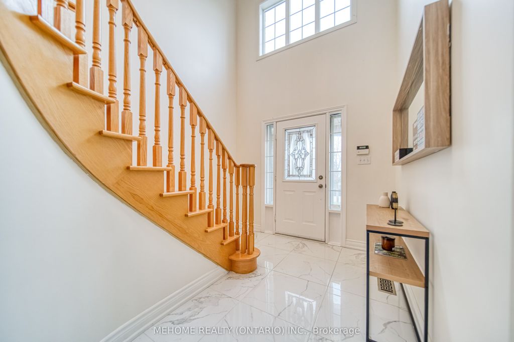 Photo of 55 D'amato Crescent, Vaughan, ON L6A 3E6 (MLS # N12575228)