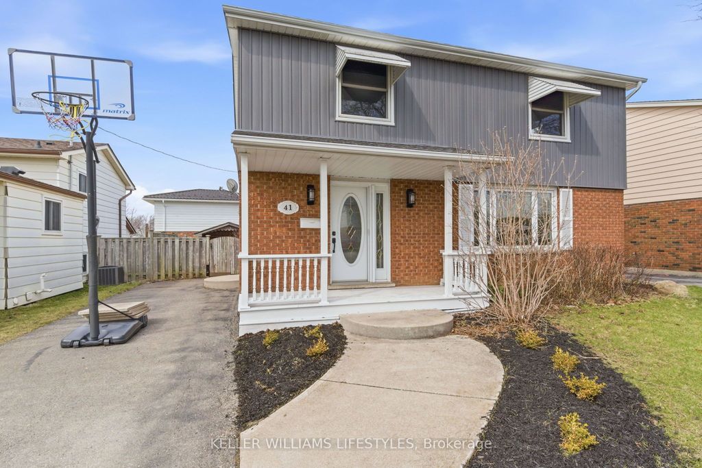 Photo of 41 Dyer Street, St. Thomas, ON N5R 5K2 (MLS # X12922890)