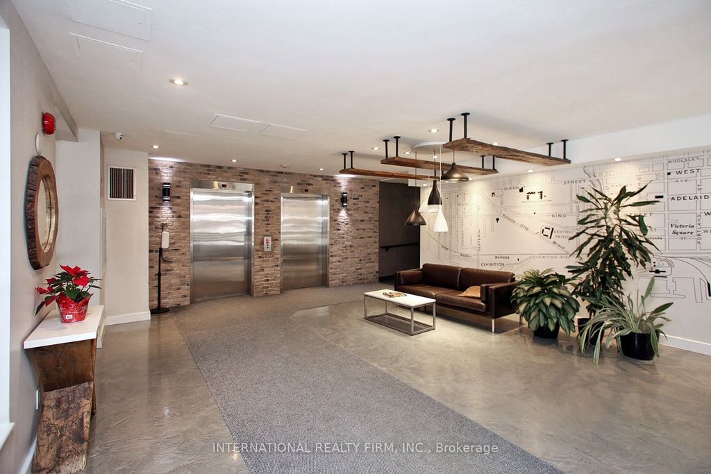 Photo of 800 King Street W #408, Toronto, ON M5V 3M7 (MLS # C12728412)