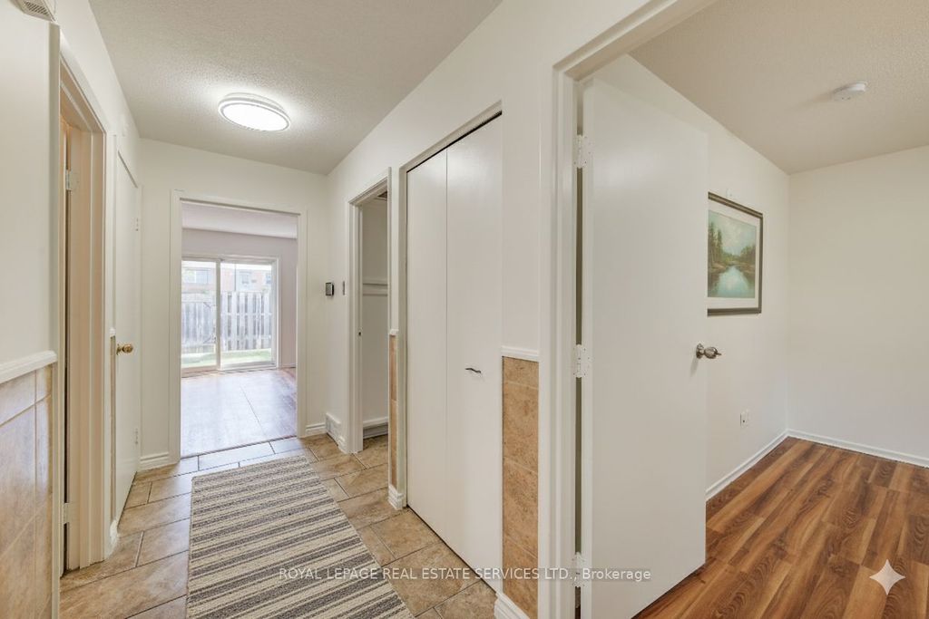 Photo of 104 McDougall Road #3, Waterloo, ON N2L 5C5 (MLS # X12830620)