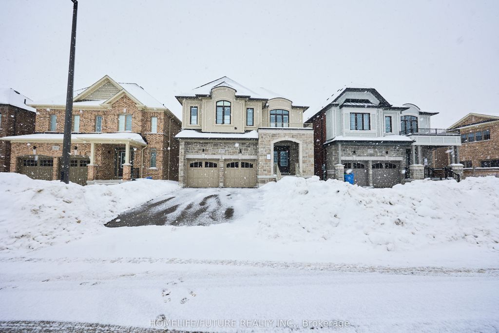 Photo of 357 Danny Wheeler Boulevard, Georgina, ON L4P 0K2 (MLS # N13033306)