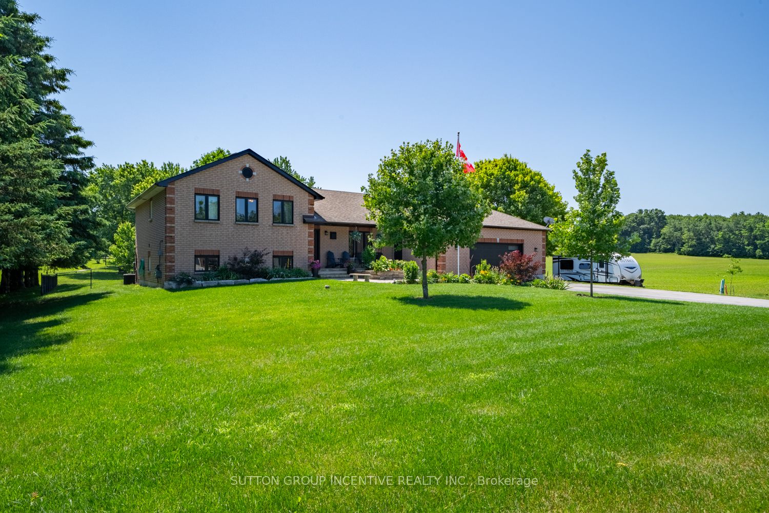 Photo 1 of 44 — 1277 Sunnidale Road, Springwater, ON L4M 4S4