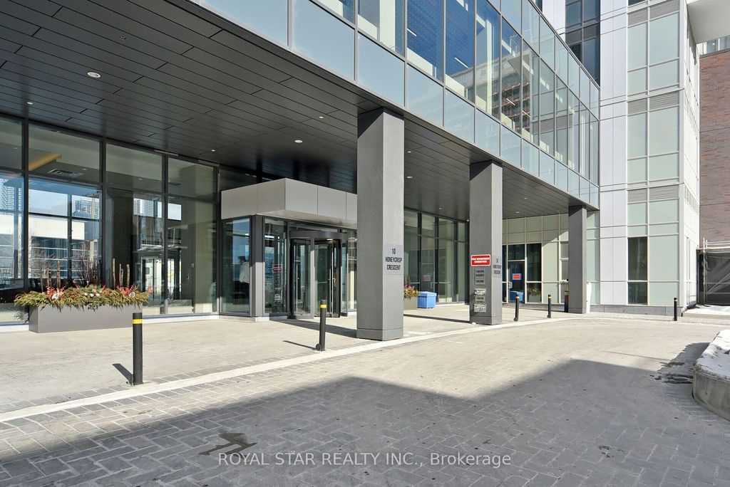 Photo of 10 Honeycrisp Crescent #909, Vaughan, ON L4K 0M7 (MLS # N13079684)