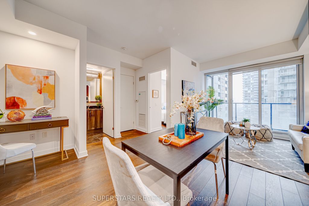 Photo of 115 Blue Jays Way #2907, Toronto, ON M5V 0N4 (MLS # C12906758)