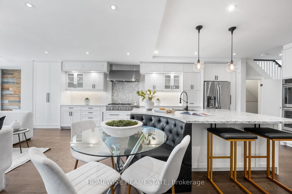 Photo of 17 Earnscliffe Road, Toronto, ON M6E 1J4 (MLS # C12551730)