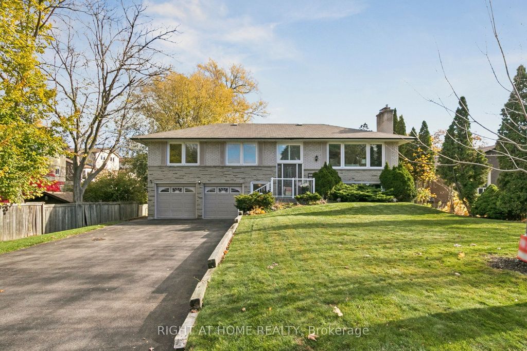 Photo of 421 East Avenue E, Toronto, ON M1C 2W7 (MLS # E12530898)