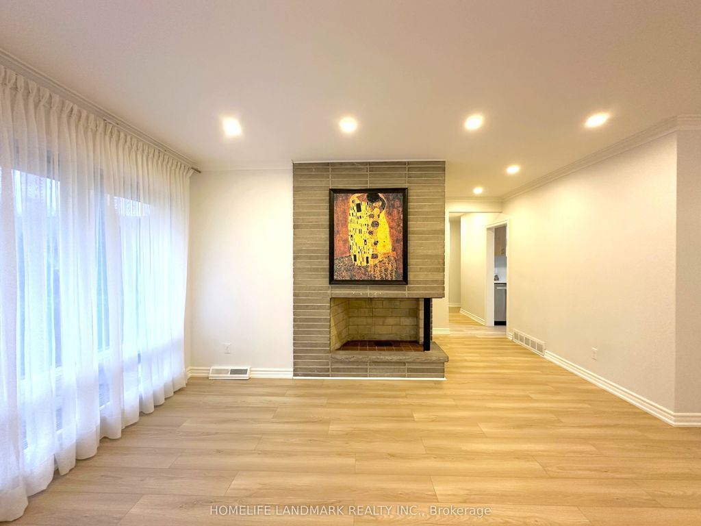 Photo of 9 Terrington Court, Toronto, ON M3B 2J9 (MLS # C12961842)