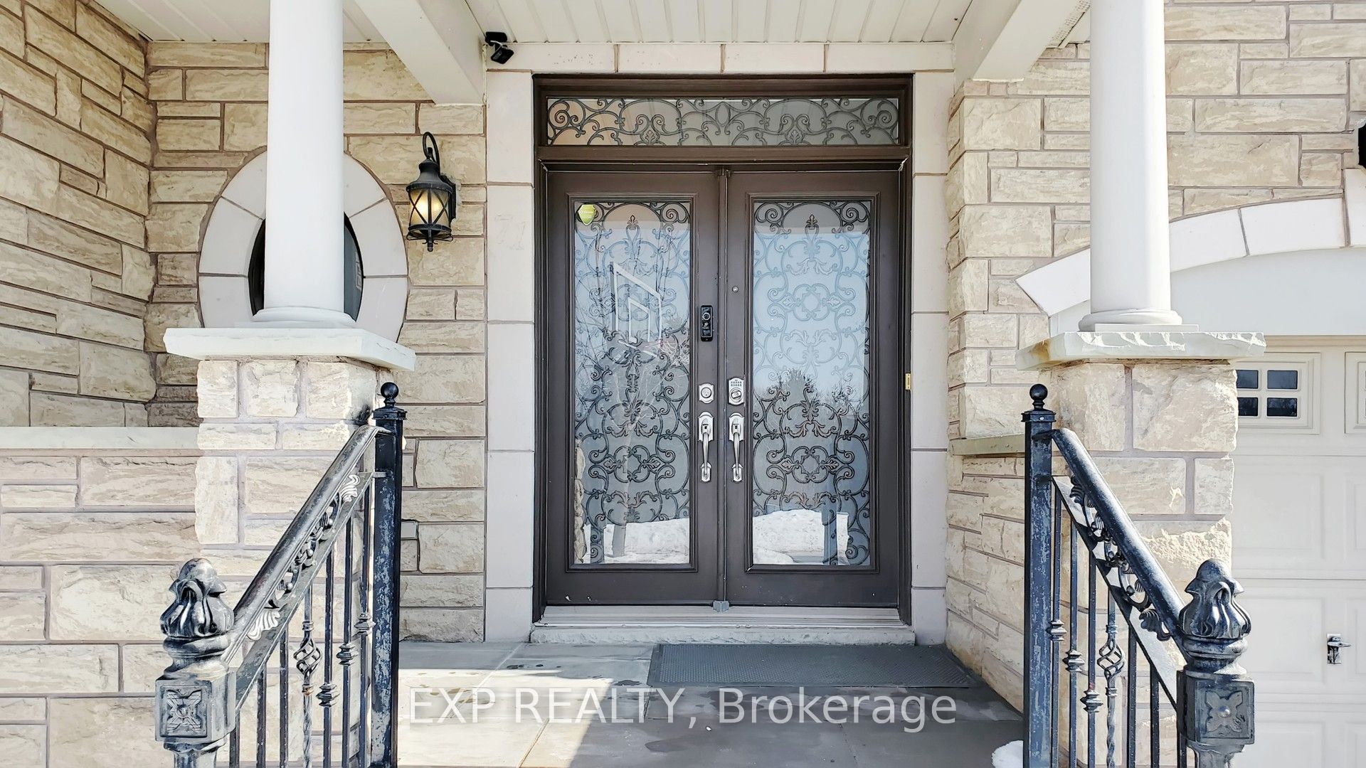 71 Golden Meadow Drive