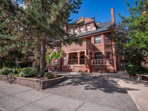 212 St. George Street 106 Toronto ON M5R 2N5