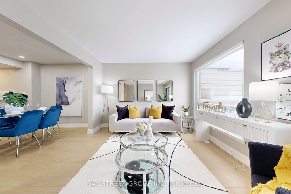 Photo of 17 Newdawn Crescent, Toronto, ON M1V 1J8 (MLS # E12706720)