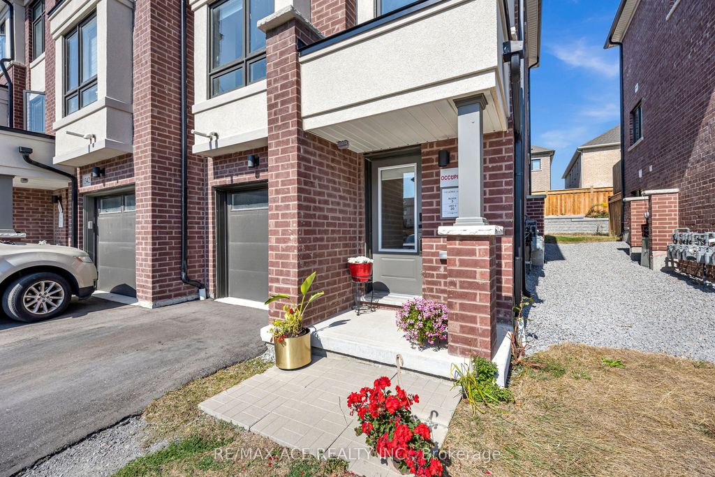 Photo of 1344 Bradenton Path, Oshawa, ON L1K 1A9 (MLS # E13166842)