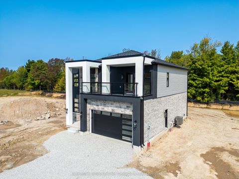 Photo of 124 EQUALITY Drive, Meaford, ON N0H 1V0 (MLS # X12472499)