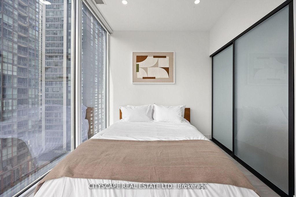 Photo of 55 Mercer Street #1802, Toronto, ON M5V 1H2 (MLS # C12507746)