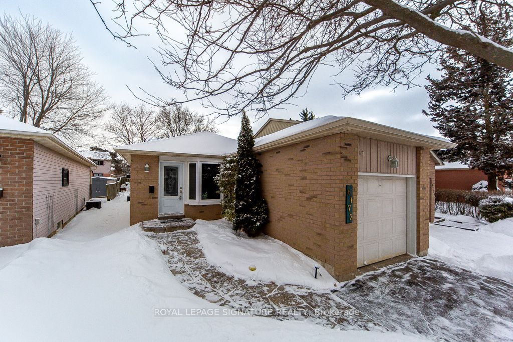 Photo of 6172 Kindree Circle, Mississauga, ON L5N 3C2 (MLS # W12730162)