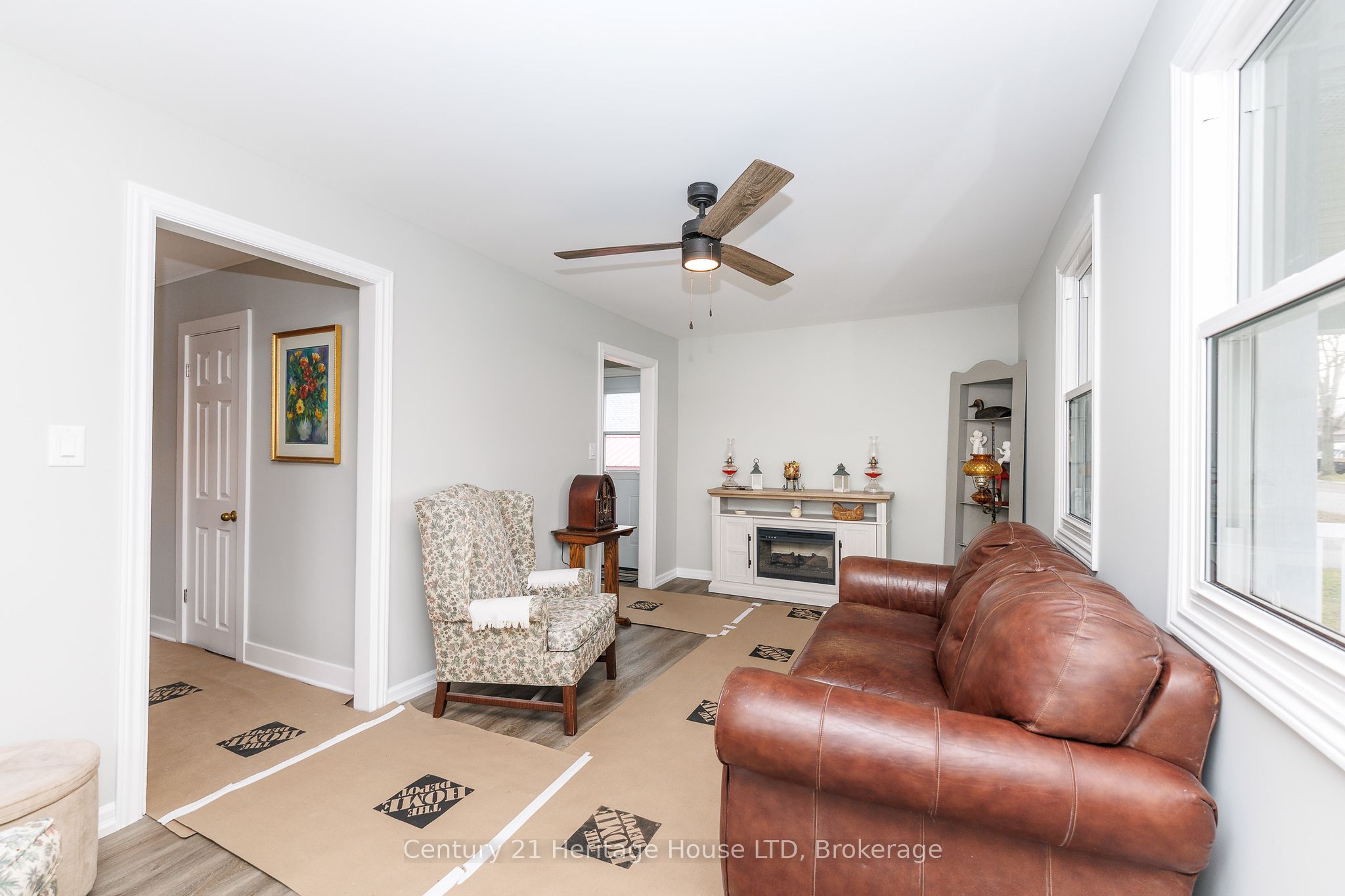 3608 East Main Street E