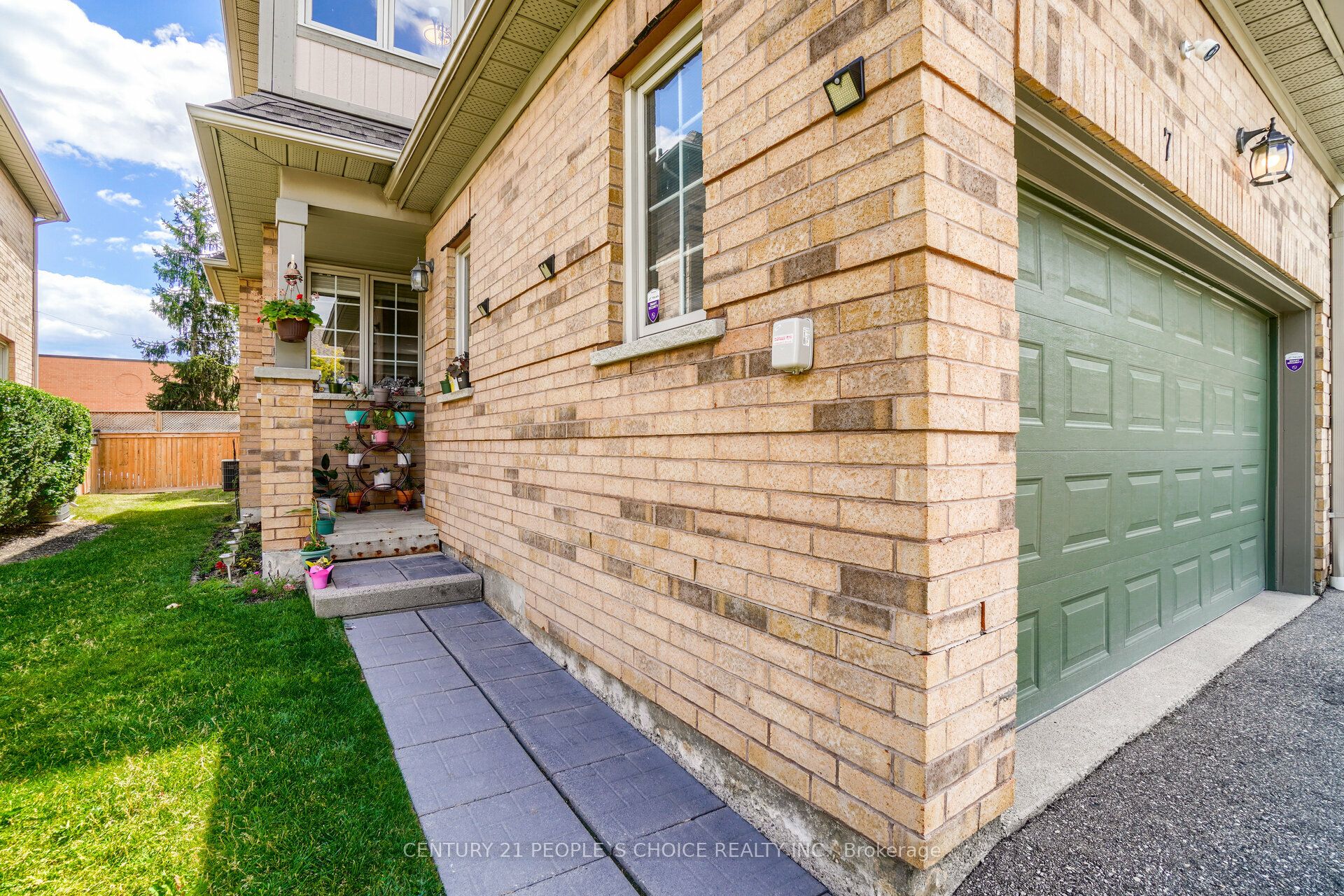 5658 Glen Erin Drive 7