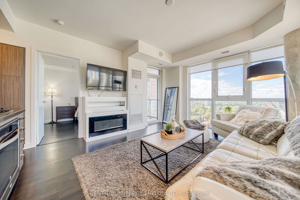Photo of 501 St. Clair Avenue W #1211, Toronto, ON M5P 0A2 (MLS # C12429177)