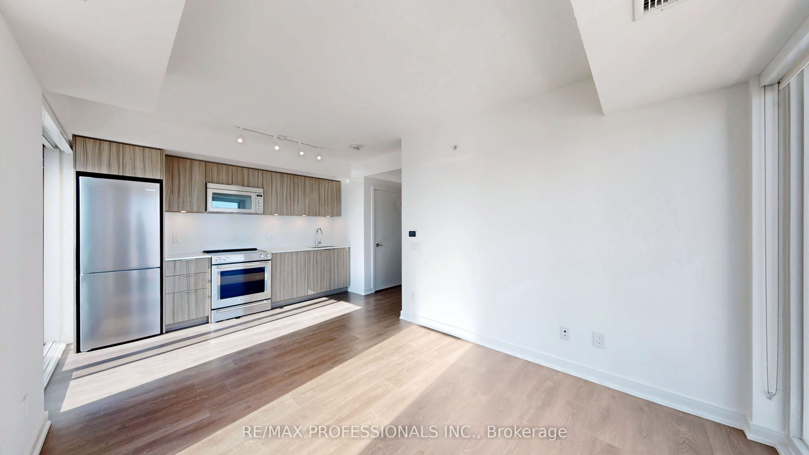 30 Samuel Wood Way 2410