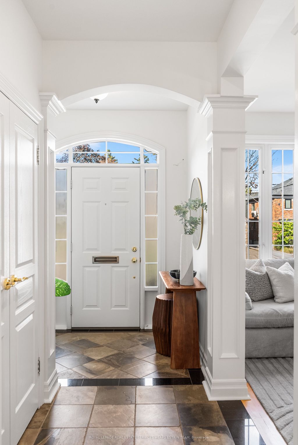 Photo of 507 Broadway Avenue, Toronto, ON M4G 2R7 (MLS # C12450222)