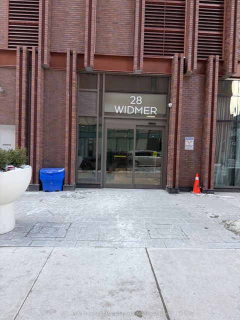 28 Widmer Street 3521 Toronto ON M5V 0W6