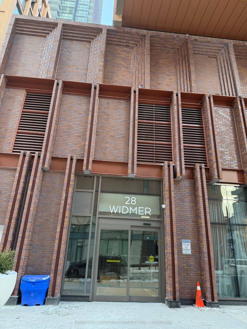 Photo of 28 Widmer Street #3521, Toronto, ON M5V 0W6 (MLS # C12746272)