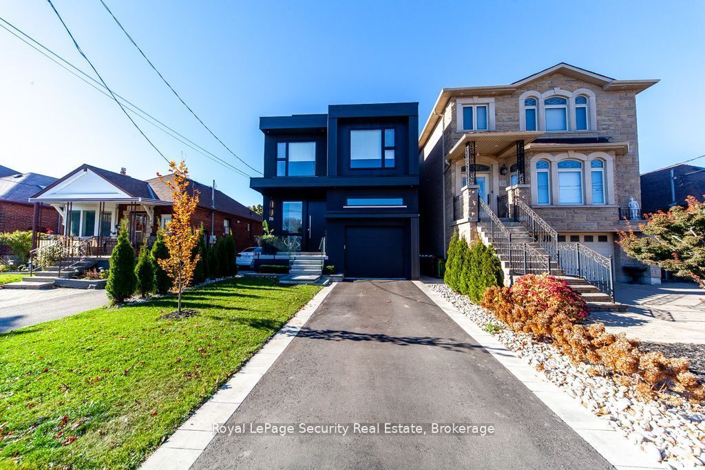 Photo of 70 Chamberlain Avenue, Toronto, ON M6E 4K1 (MLS # W12421750)