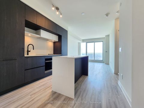6 David Eyer Road 618 Richmond Hill ON L4S 0N5