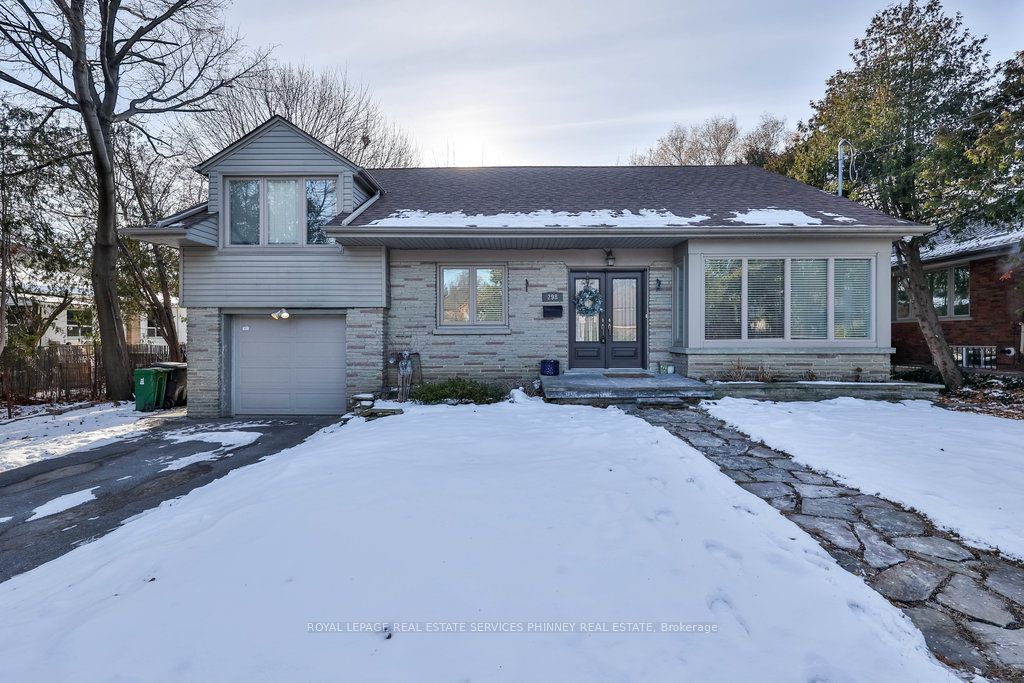 Photo of 298 Burnhamthorpe Road, Toronto, ON M9B 1Z8 (MLS # W12583280)