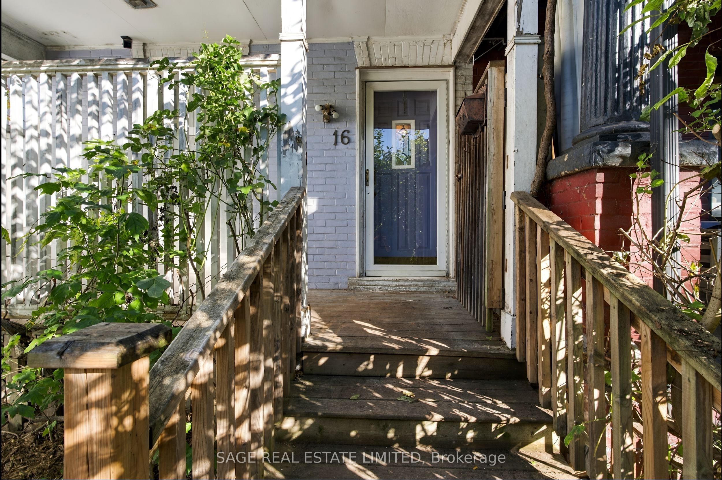 16 Sackville Place