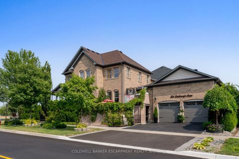 256 Landsborough Avenue Milton ON L9T 0T4