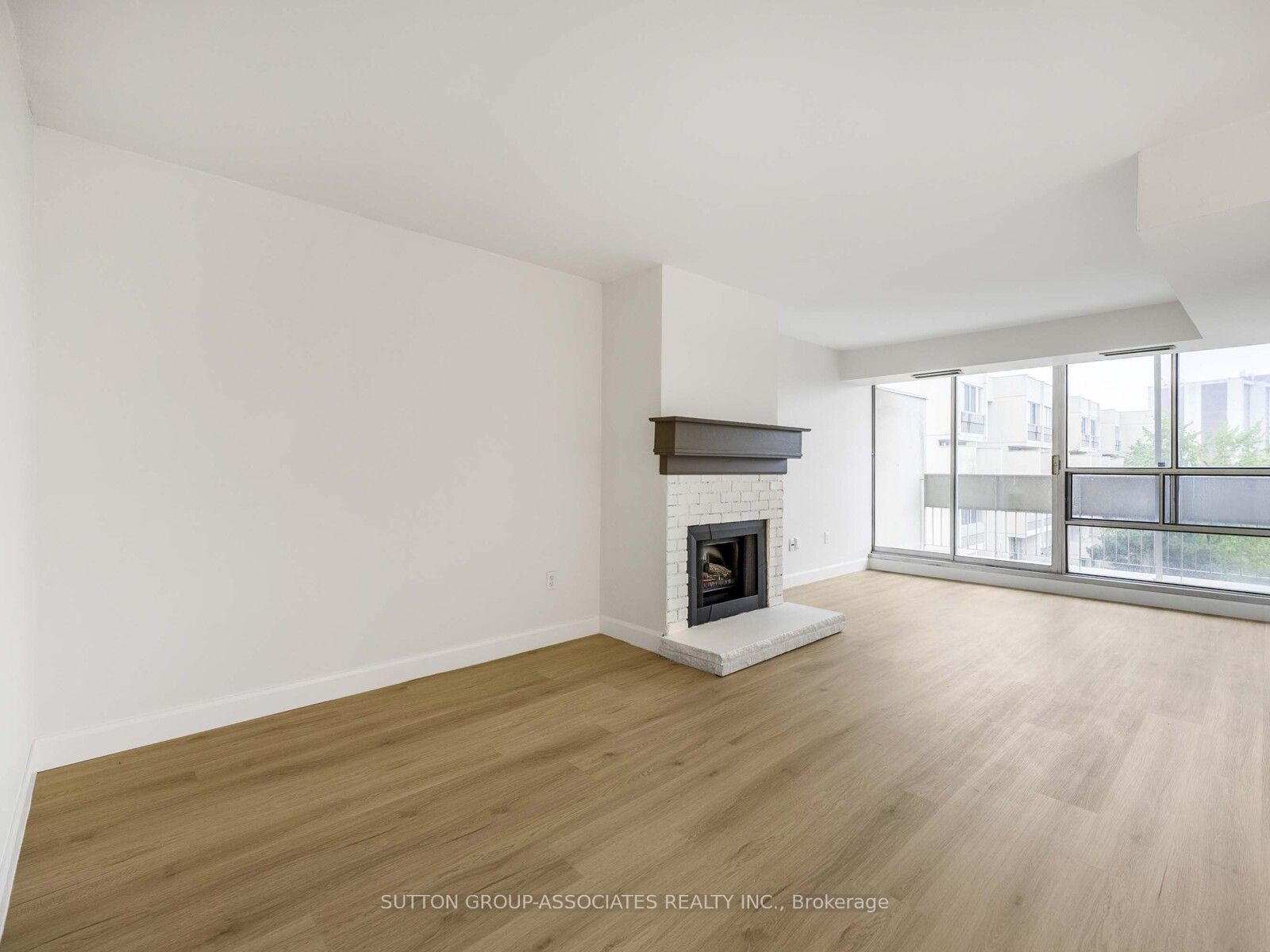 1300 Marlborough Court 504