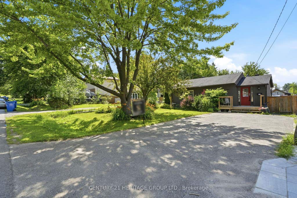 Photo of 143 Silas Boulevard, Georgina, ON L4P 2K2 (MLS # N13557748)